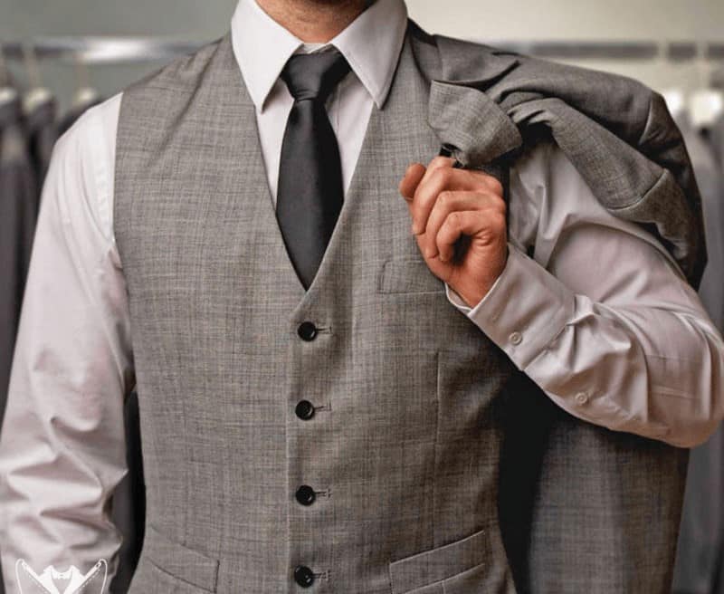 قیمت خرید کت و شلوار 4 دکمه با ژیله با فروش عمده